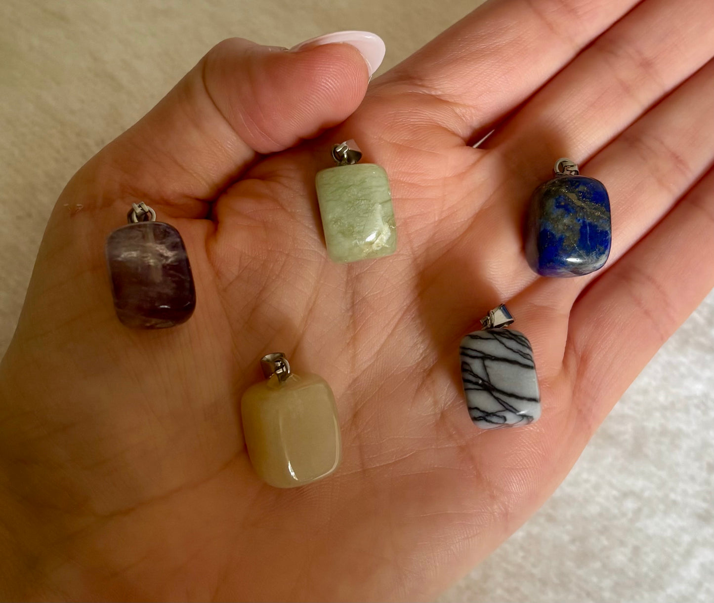 Kettenanhänger Rechteck Mysterystein